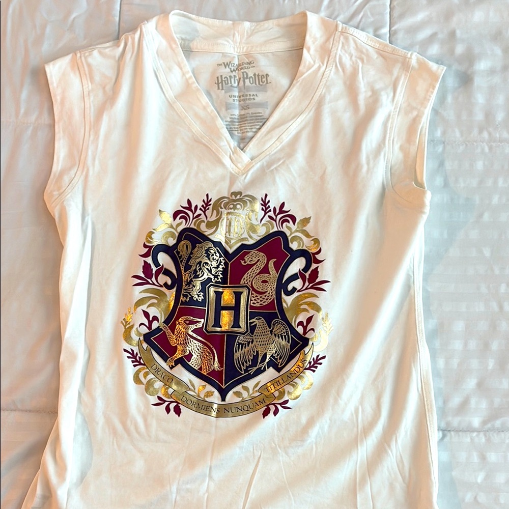Warner Bros. Harry Potter White V-Neck Top from Universal Studios